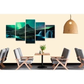 Tablouri peisaje cascada si aurora boreala